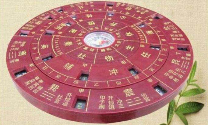 八字算命怎么进行排盘 算命大师教你怎么解读八字排盘